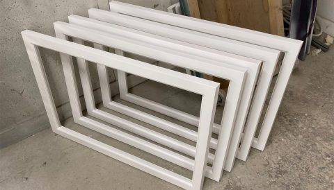 Spray Painting Doors and Windows in Edinburgh: Professional Finishing for Carpenters and Homeowners